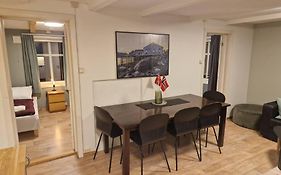 Apartment Next To The Bridge